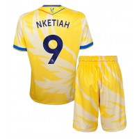 Camisa de Futebol Crystal Palace Eddie Nketiah #9 Equipamento Secundário Infantil 2024-25 Manga Curta (+ Calças curtas)